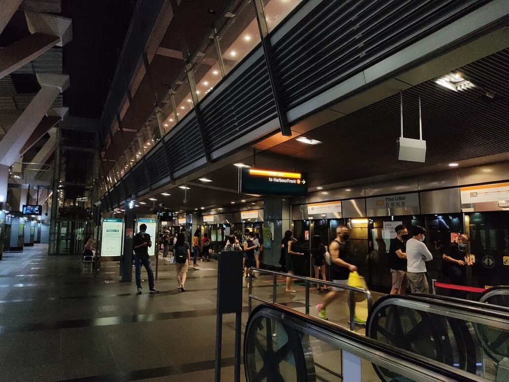 Circle Line Mrt CC9 Paya Lebar Platforms